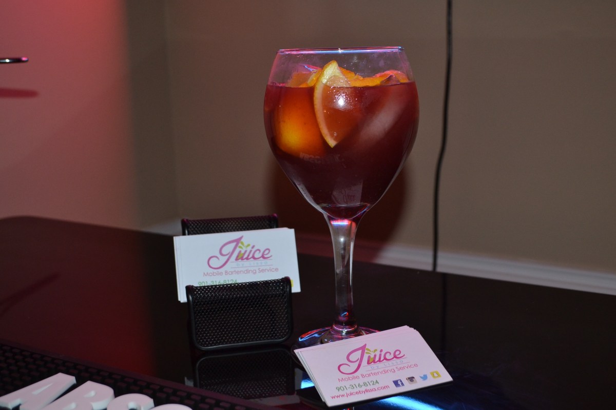 Juice by Lissa Memphis private bartender mixed drinks and juice Collierville bartending service