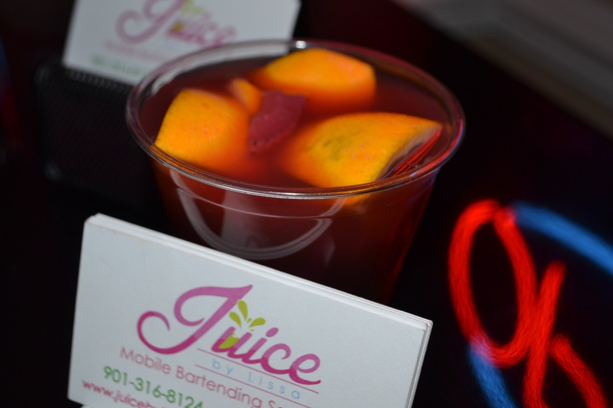 Juice by Lissa Memphis private bartender mixed drinks and juice Collierville bartending service