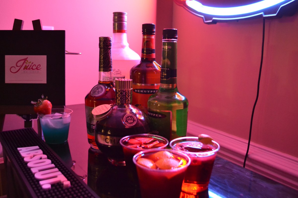 Juice by Lissa Memphis private bartender mixed drinks and juice Collierville bartending service